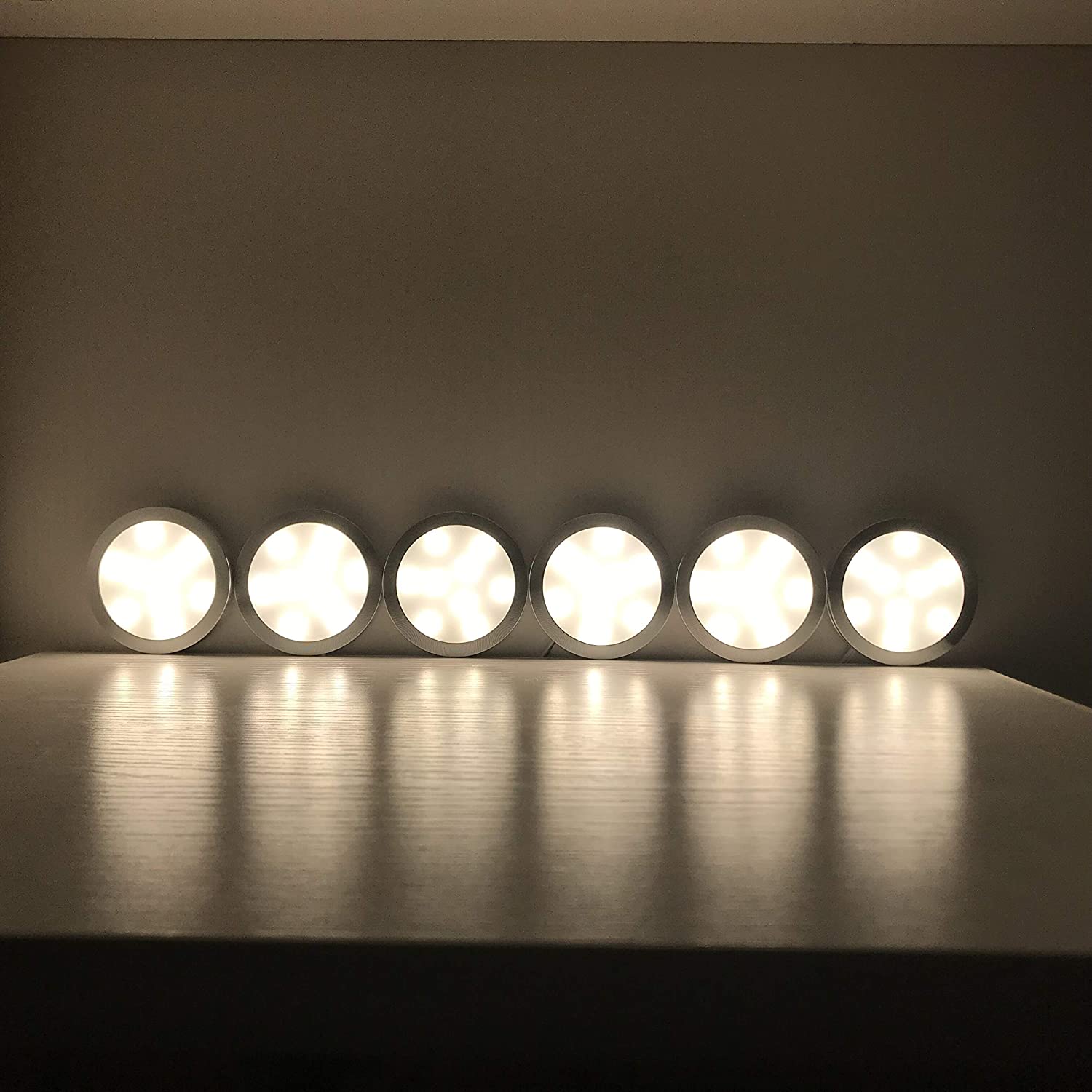 AIBOO LED-Schrankbeleuchtungsset für Küchentheke, Schrank, 6er-Pack schmale Aluminium-Puck-Leuchten mit Schalter, 12 VDC, 12 W, sämtliches Zubehör enthalten (12 W, Warmweiß/Kaltweiß) 